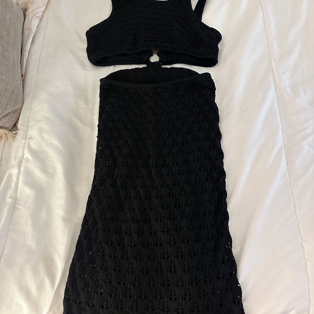 Lulu's Black Textured Sleeveless Cutout Dress - Picture 2 of 3